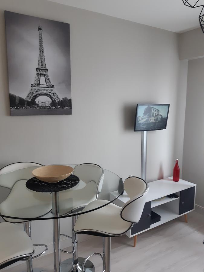 Lv Chasles Apartment Chartres Bagian luar foto