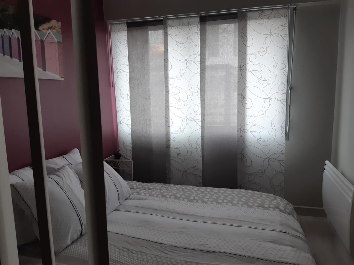 Lv Chasles Apartment Chartres Bagian luar foto