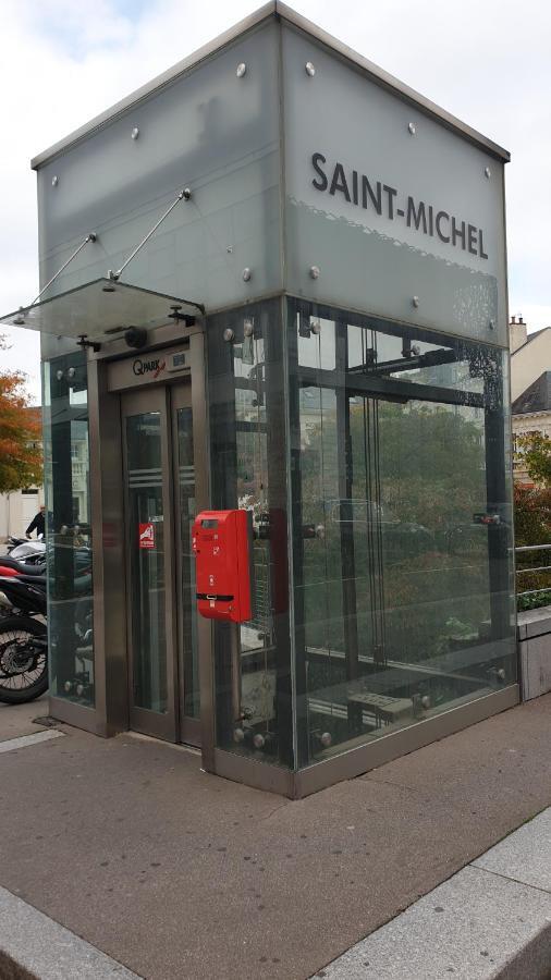 Lv Chasles Apartment Chartres Bagian luar foto